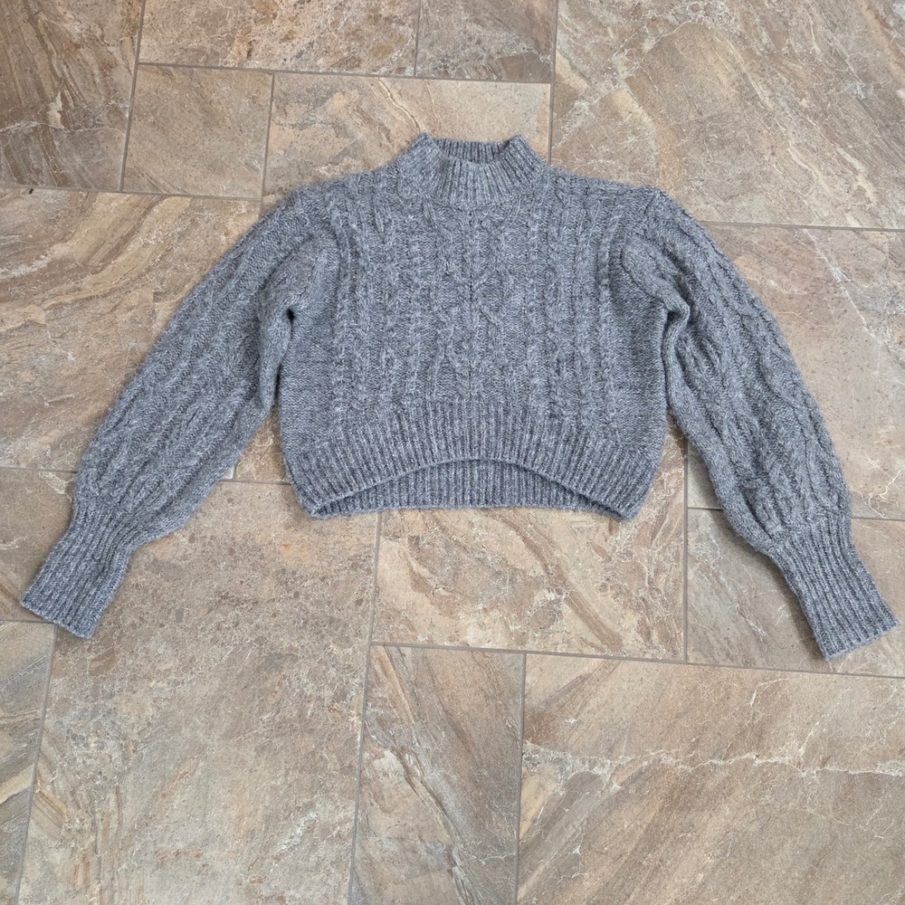 Forever 21 Grey Cable Knit Cropped Sweater Mock Neck Balloon Sleeve Large Chunky